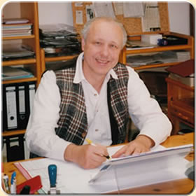 Rainer am Schreibtisch Rainer am Schreibtisch